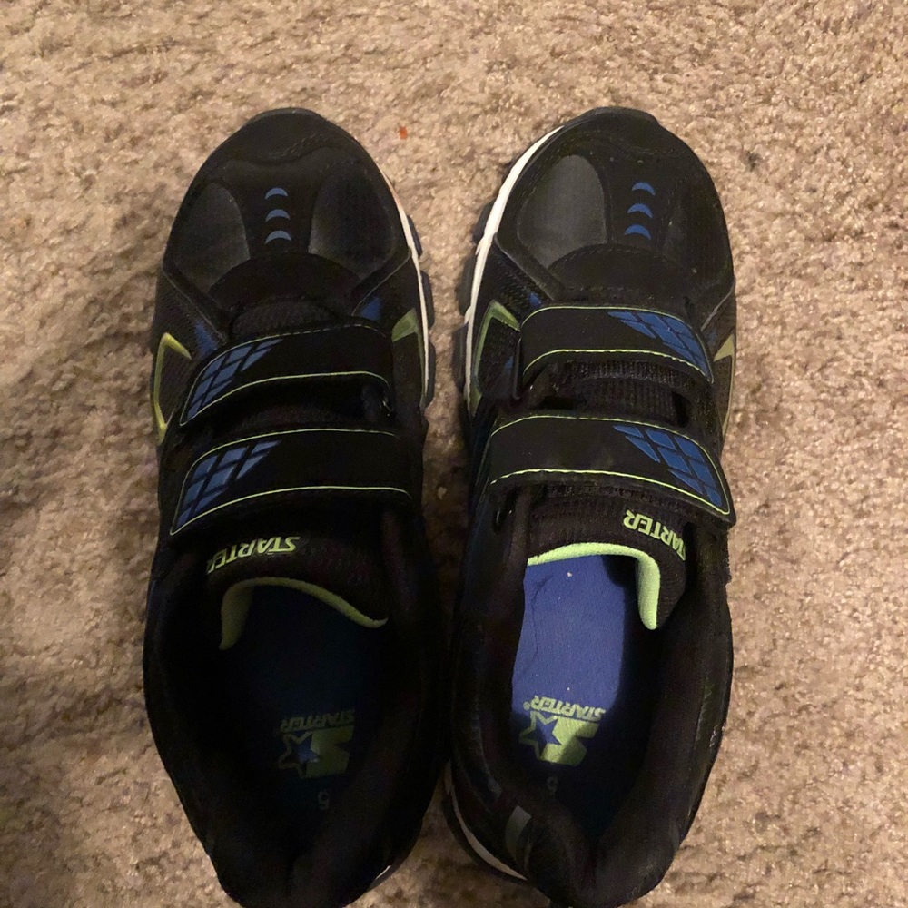 Shoe